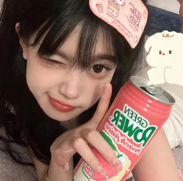 怪物少女妮莫娜